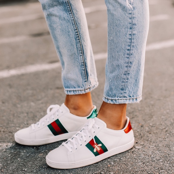 Gucci Ace Low Top Sneaker with Bee Size 36.5 or US 6.5 - Picture 2 of 16